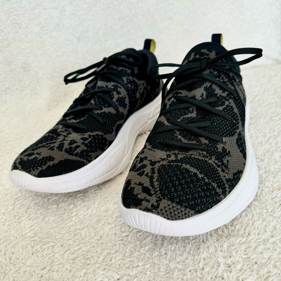 SOREL Women's Explorer Blitz Stride Black Jet Camo Sneakers Shoes Sz 7.5 - Picture 2 of 12